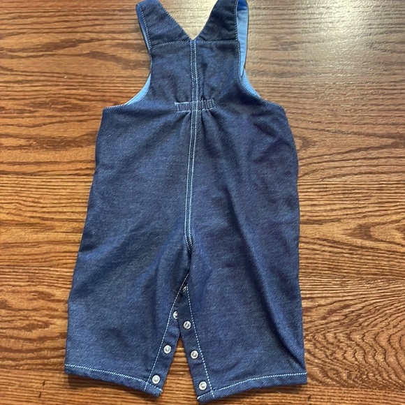 Guess baby boy super soft overalls cotton blend like new denim blue color 6/9 mo - Picture 8 of 11